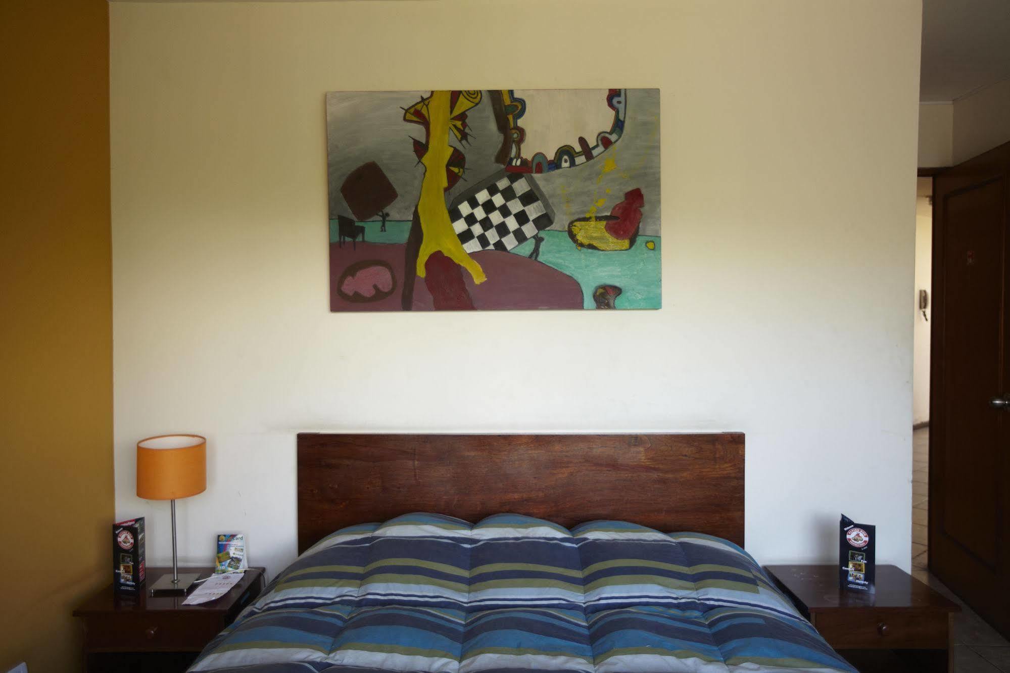 Flying Dog Hostel Lima Extérieur photo
