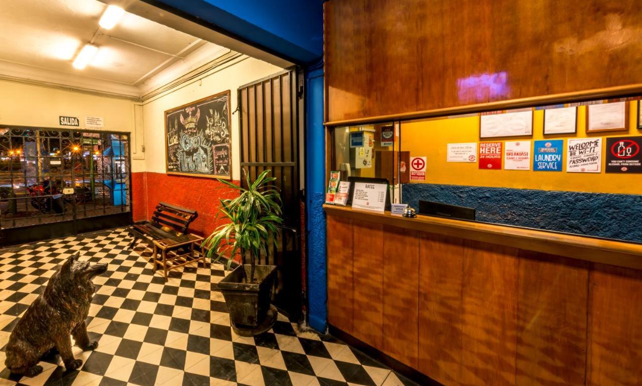 Flying Dog Hostel Lima Extérieur photo